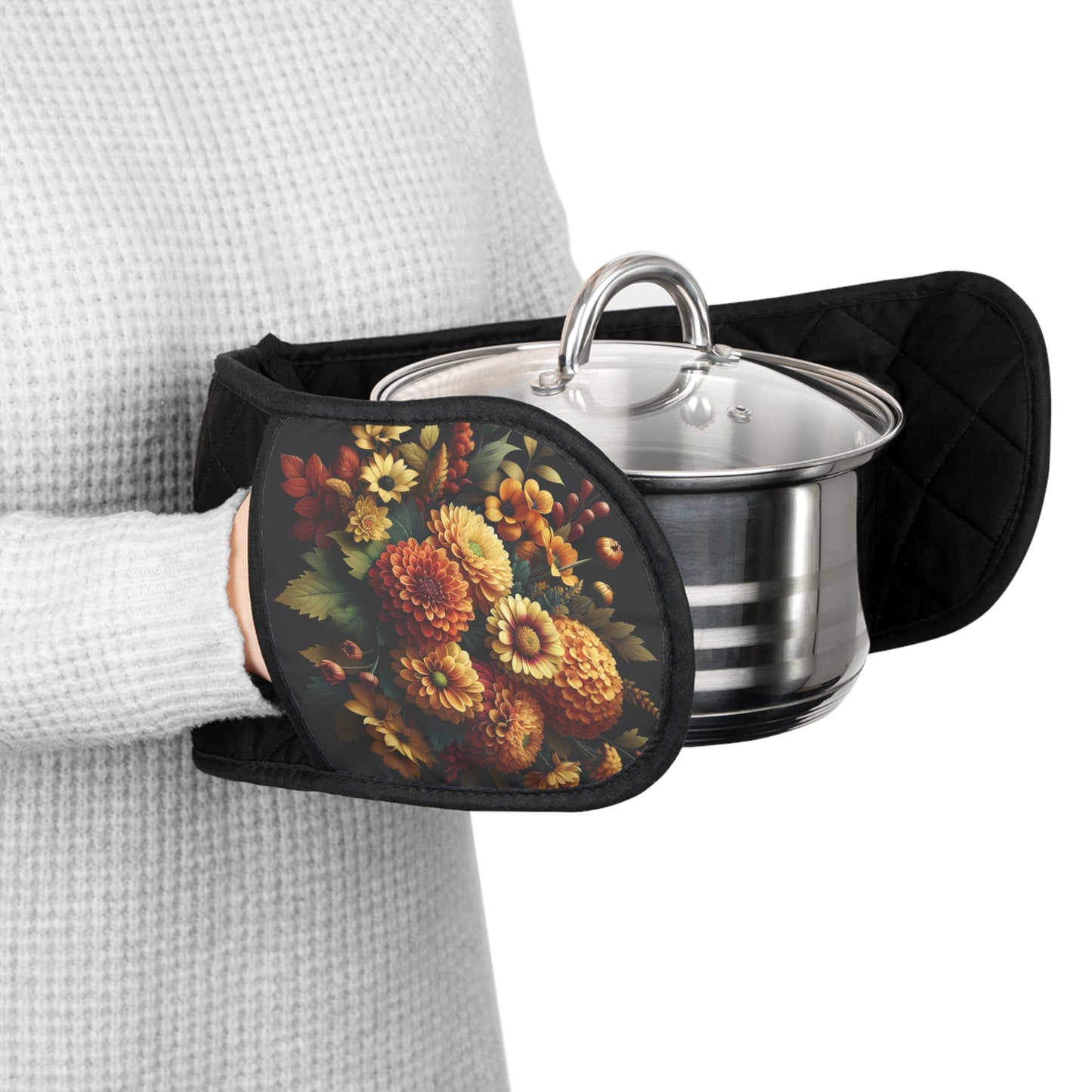 Artistic Floral Oven Mitts for Baking Enthusiasts